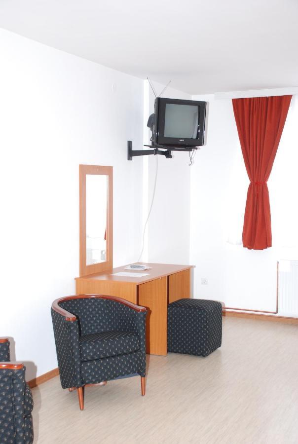 M Garni Hotel Vranje Habitación foto
